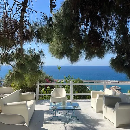 La Casa Del Nespolo - Exclusive Country - Seaview Pool & Self Check-in (adults Only) * Capo d'Orlando
