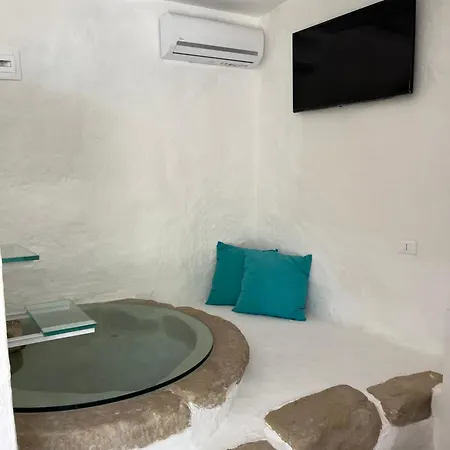La Casa Del Nespolo - Exclusive Country - Seaview Pool & Self Check-in (adults Only) Guest house