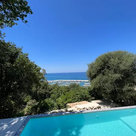 La Casa Del Nespolo - Exclusive Country - Seaview Pool & Self Check-in (adults Only) Guest house Capo d'Orlando