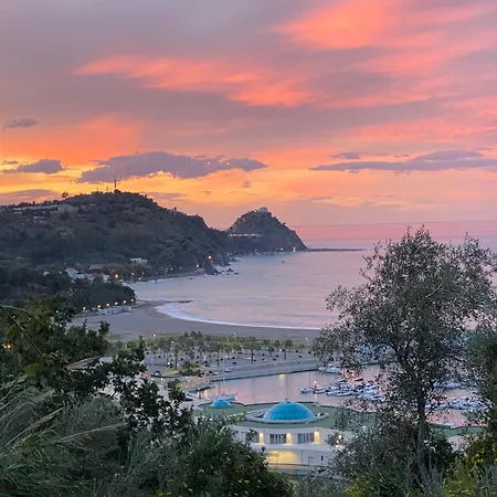 La Casa Del Nespolo - Exclusive Country - Seaview Pool & Self Check-in (adults Only) *