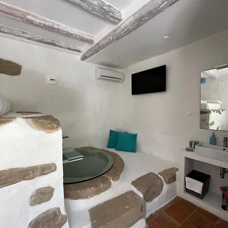 La Casa Del Nespolo - Exclusive Country - Seaview Pool & Self Check-in (adults Only) Guest house *