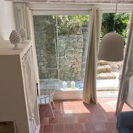 Guest house La Casa Del Nespolo - Exclusive Country - Seaview Pool & Self Check-in (adults Only) Capo d'Orlando